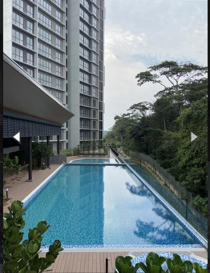 The Clio 2 Residences, Beside Conezion, Beside Ioi City Mall, Opposite Serdang Hospital, Beside Uniteen And Upm, Putrajaya Exteriér fotografie