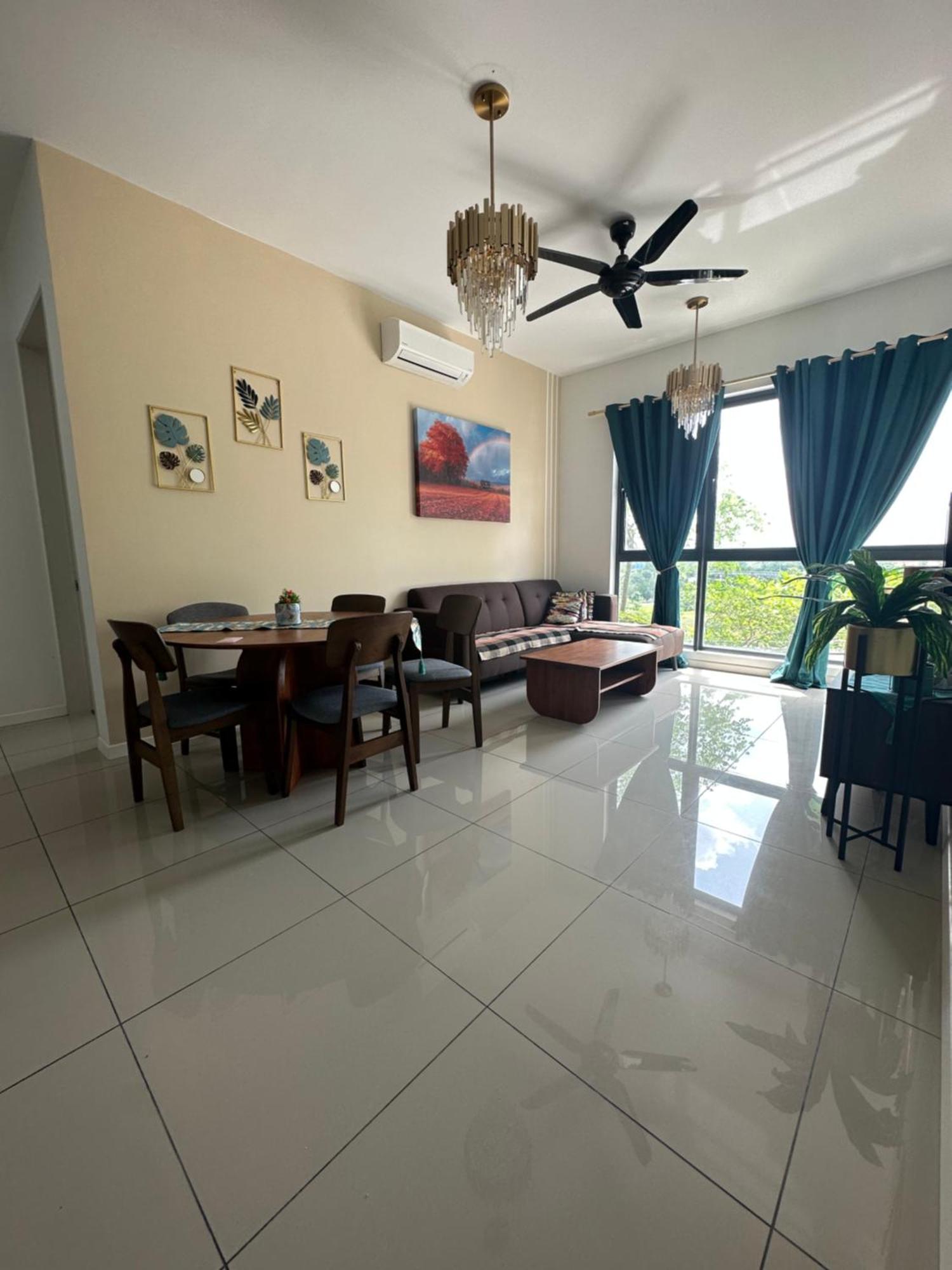 The Clio 2 Residences, Beside Conezion, Beside Ioi City Mall, Opposite Serdang Hospital, Beside Uniteen And Upm, Putrajaya Exteriér fotografie